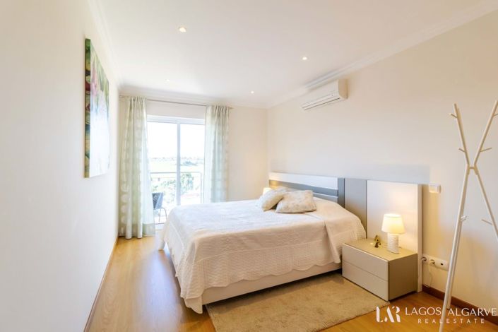 Image No.22-2 Bed Apartment for sale