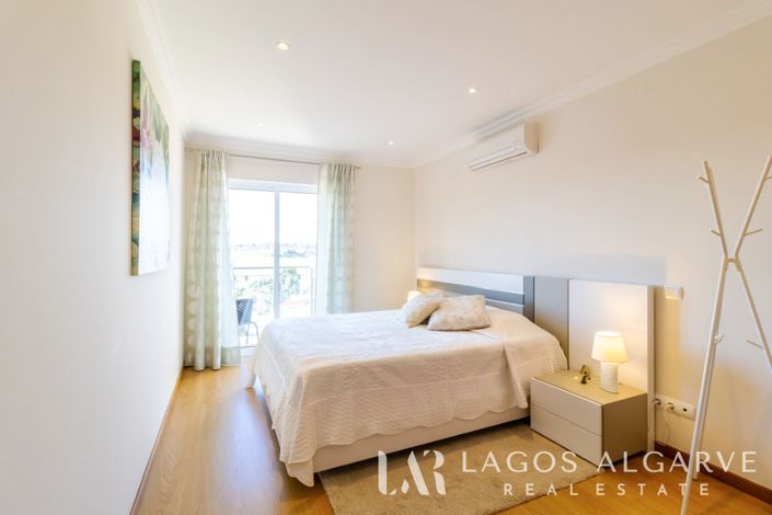 Image No.24-2 Bed Apartment for sale