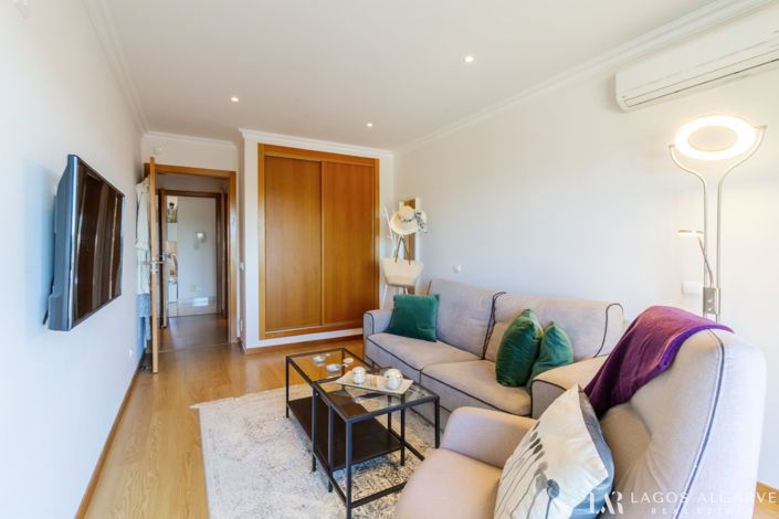 Image No.30-2 Bed Apartment for sale