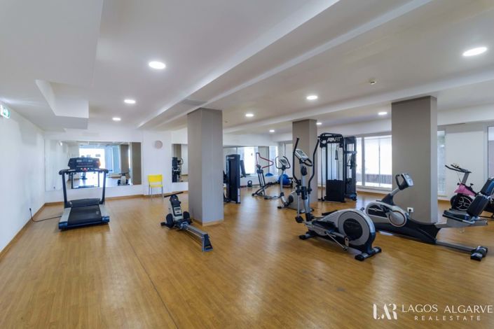 Image No.30-2 Bed Apartment for sale