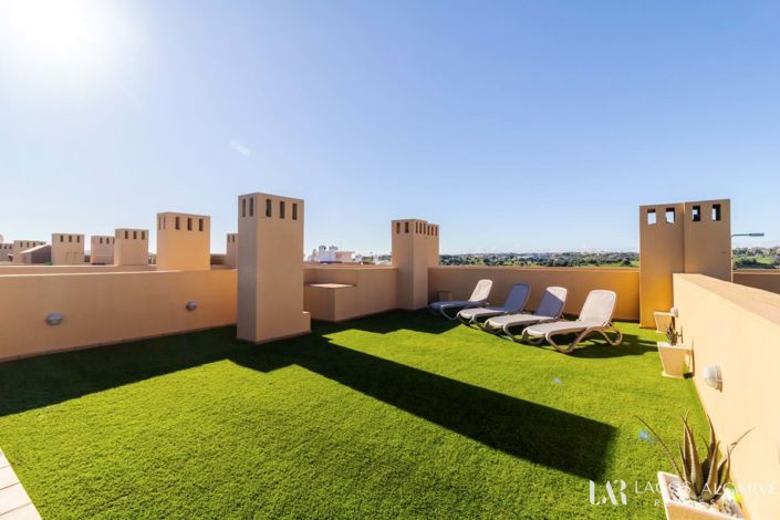 Image No.4-2 Bed Apartment for sale