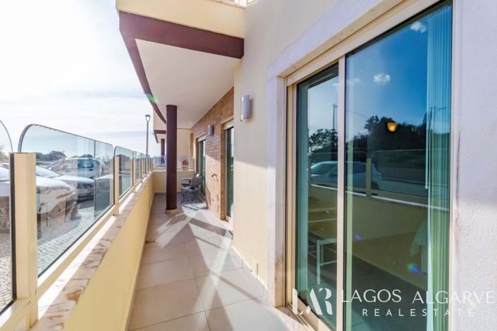 Image No.20-2 Bed Apartment for sale