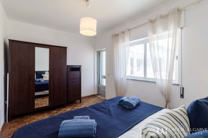 Image No.20-2 Bed Apartment for sale