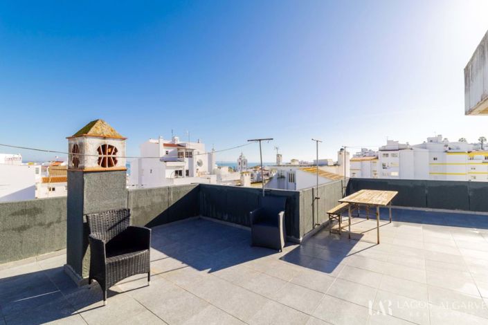 Image No.29-2 Bed Apartment for sale