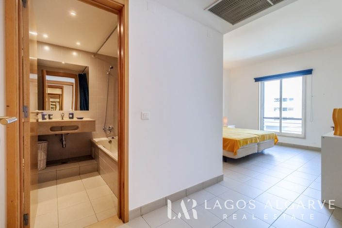 Image No.15-2 Bed Apartment for sale