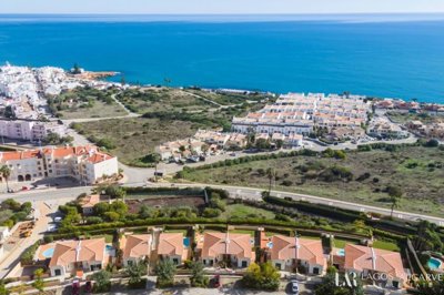 4507-742105-f3f118e7c37f7f368f07435f1da9c3e2a