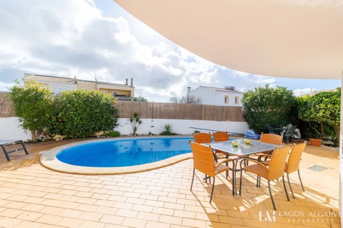 Image No.12-3 Bed Villa for sale