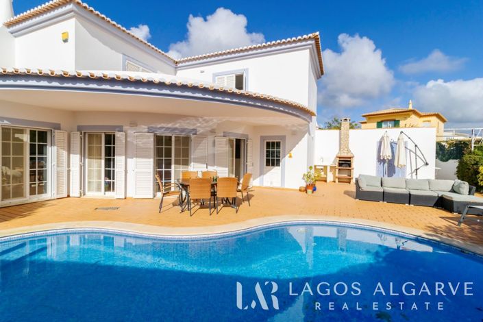 Image No.17-3 Bed Villa for sale