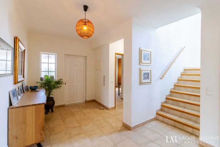 Image No.17-3 Bed Villa for sale