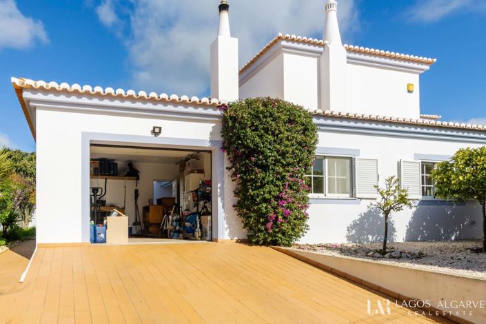 Image No.31-3 Bed Villa for sale