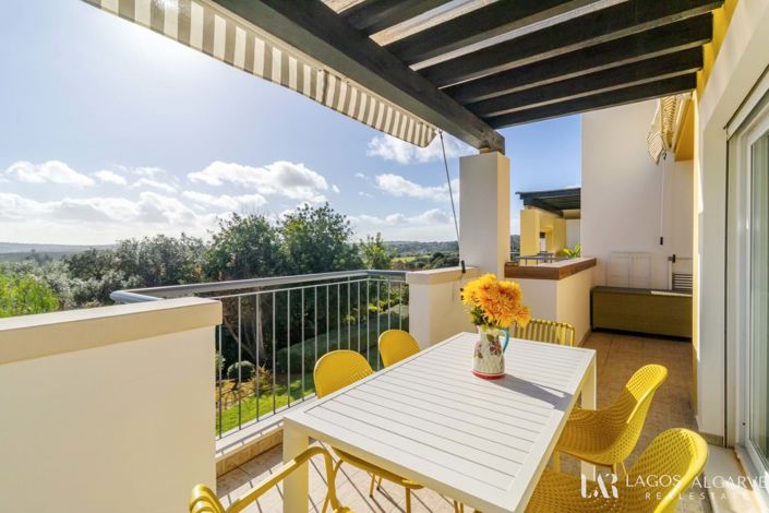 Image No.12-2 Bed Townhouse for sale