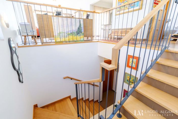 Image No.15-2 Bed Townhouse for sale