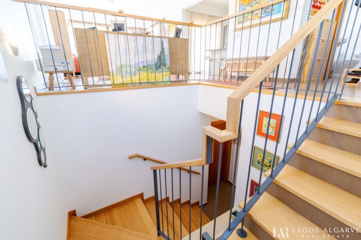 Image No.16-2 Bed Townhouse for sale