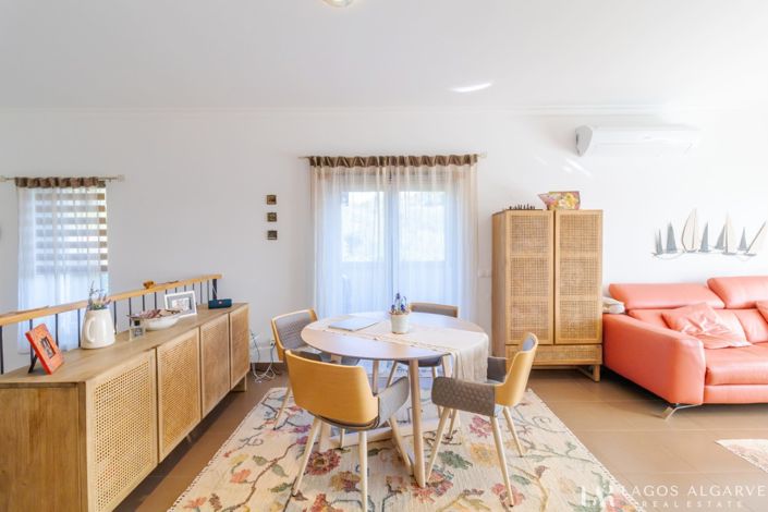 Image No.5-2 Bed Townhouse for sale