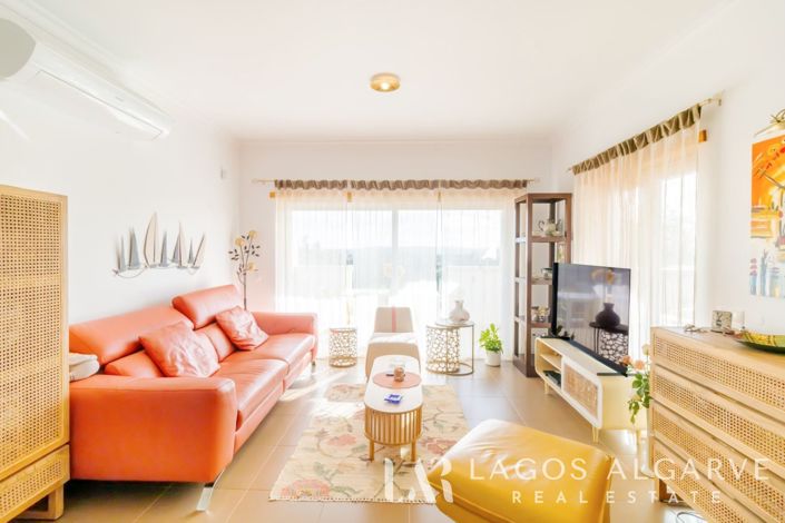 Image No.6-2 Bed Townhouse for sale