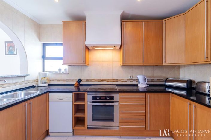 Image No.13-2 Bed Townhouse for sale