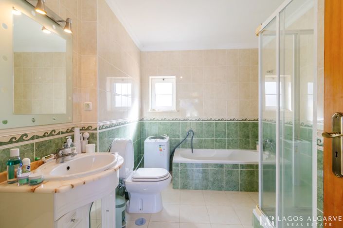 Image No.27-4 Bed Villa for sale