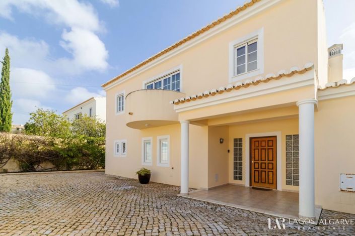 Image No.28-4 Bed Villa for sale