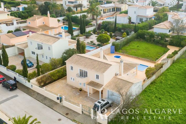 Image No.29-4 Bed Villa for sale