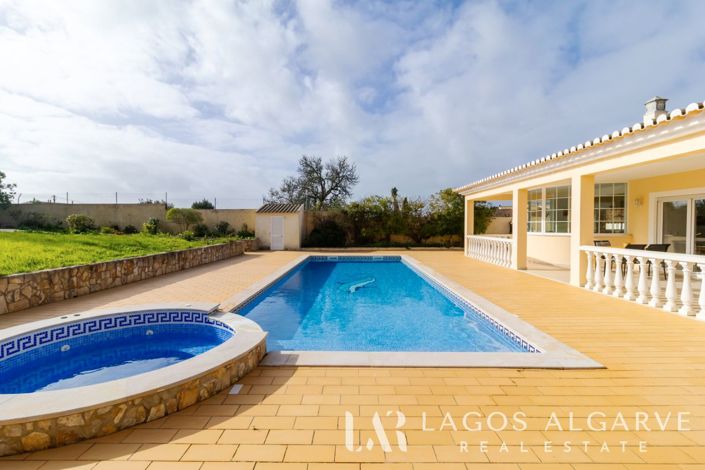 Image No.4-4 Bed Villa for sale