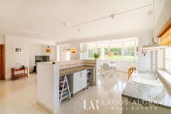 Image No.5-4 Bed Villa for sale