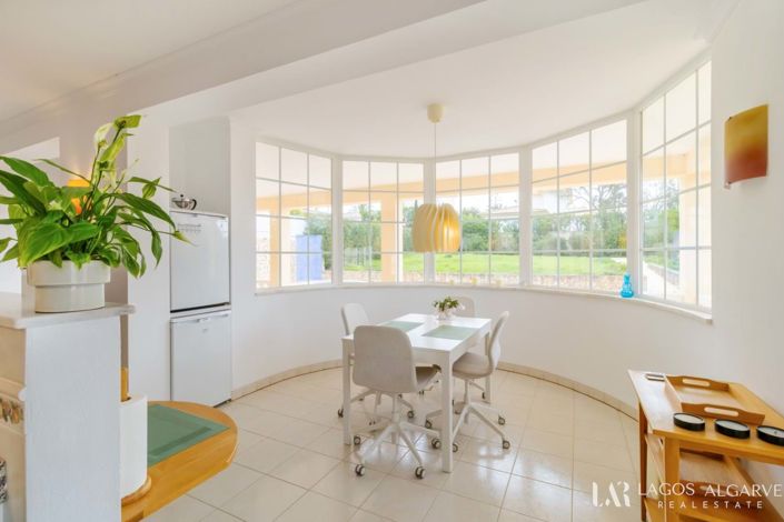 Image No.5-4 Bed Villa for sale