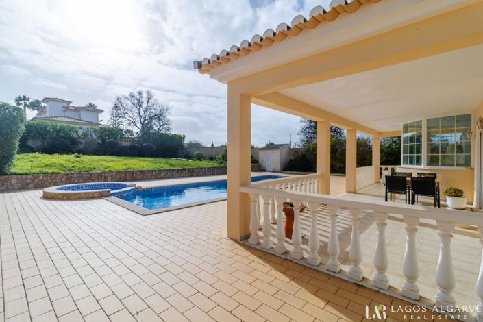 Image No.10-4 Bed Villa for sale