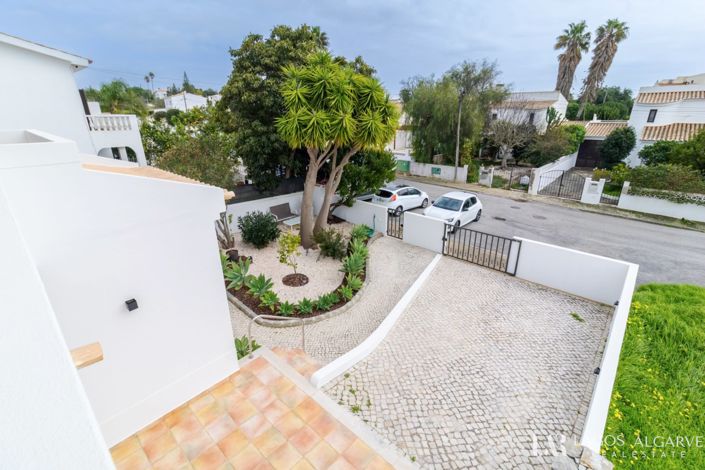 Image No.16-3 Bed Villa for sale