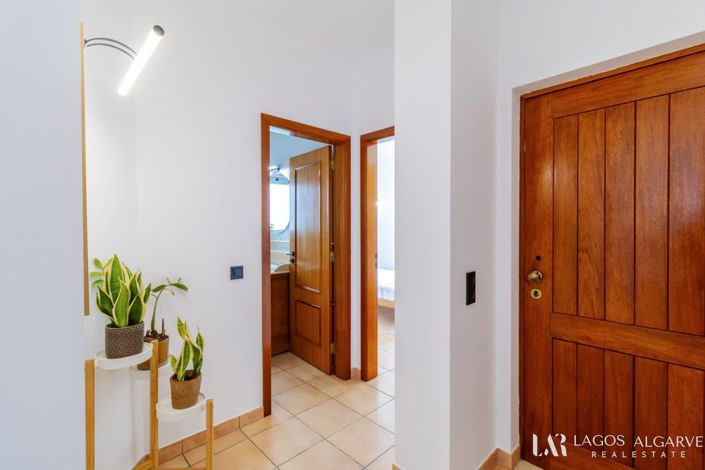 Image No.25-3 Bed Villa for sale