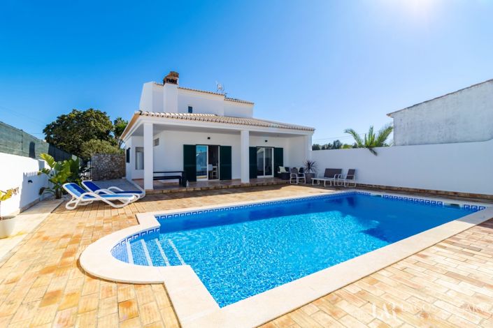 Image No.30-3 Bed Villa for sale