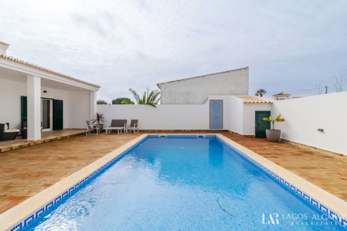 Image No.30-3 Bed Villa for sale