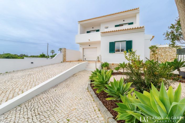 Image No.32-3 Bed Villa for sale