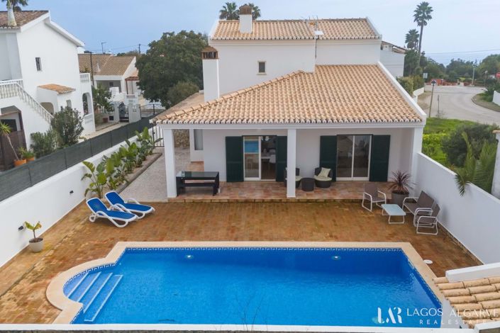 Image No.32-3 Bed Villa for sale