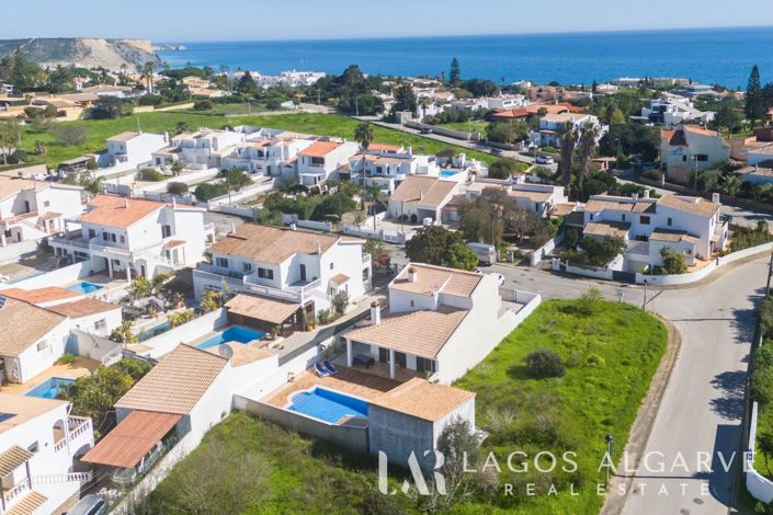 Image No.35-3 Bed Villa for sale