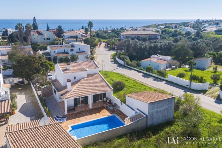 Image No.39-3 Bed Villa for sale