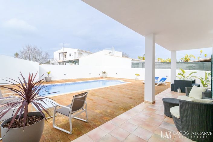 Image No.8-3 Bed Villa for sale