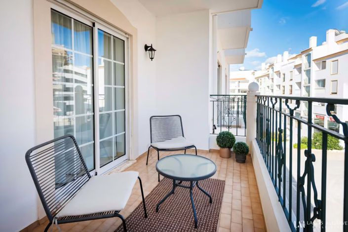 Image No.13-3 Bed Apartment for sale