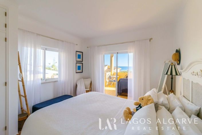 Image No.17-2 Bed Villa for sale