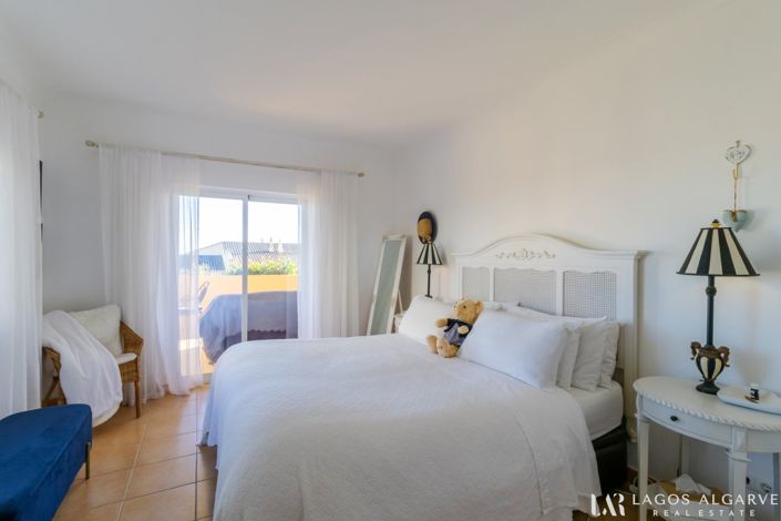 Image No.18-2 Bed Villa for sale