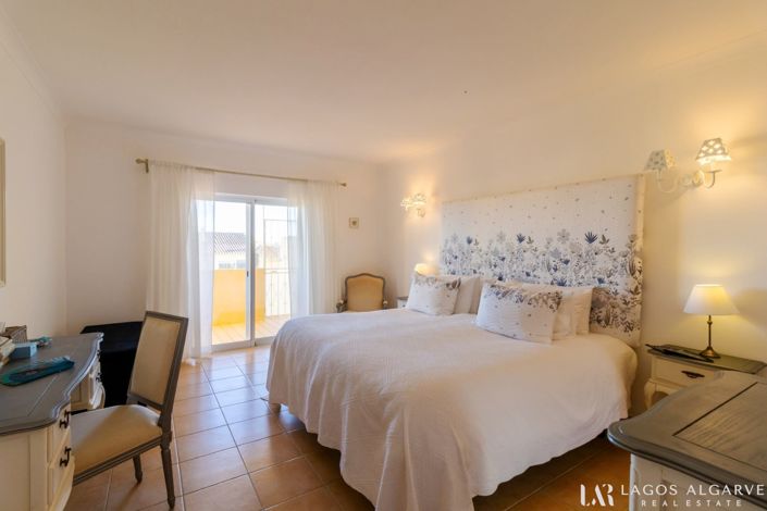 Image No.24-2 Bed Villa for sale