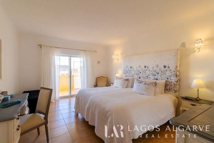 Image No.24-2 Bed Villa for sale