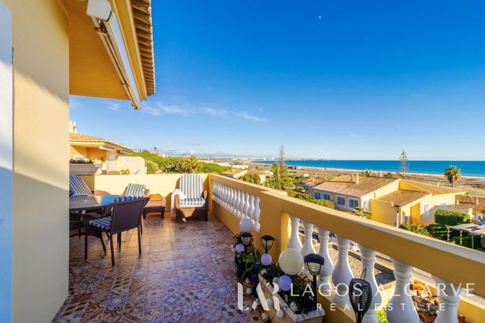 Image No.10-2 Bed Villa for sale
