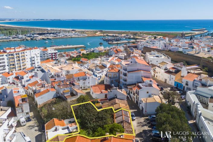 Image No.2-Maison de ville à vendre à Lagos