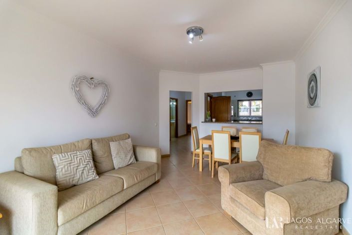 Image No.12-2 Bed Apartment for sale