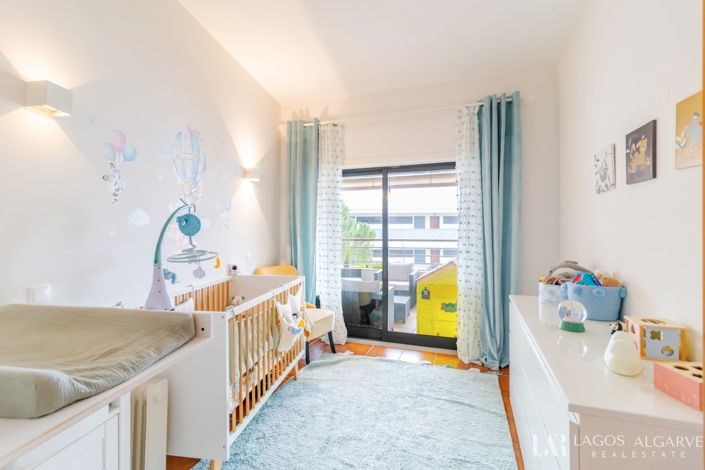 Image No.14-3 Bed Apartment for sale