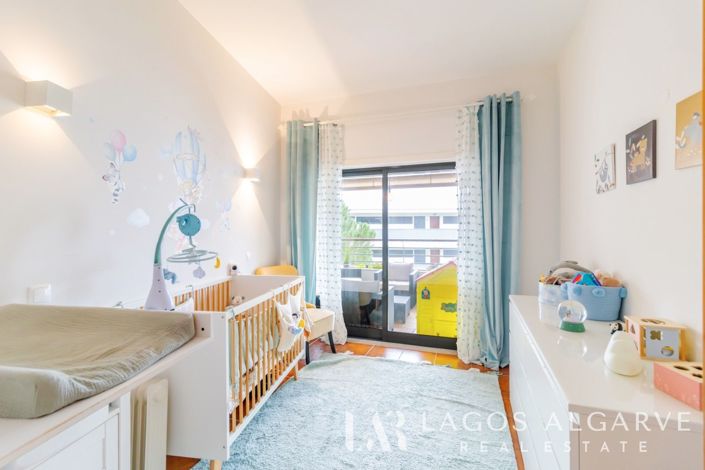 Image No.15-3 Bed Apartment for sale