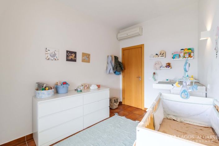 Image No.15-3 Bed Apartment for sale