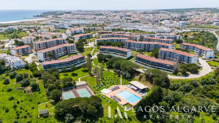 Image No.24-3 Bed Apartment for sale