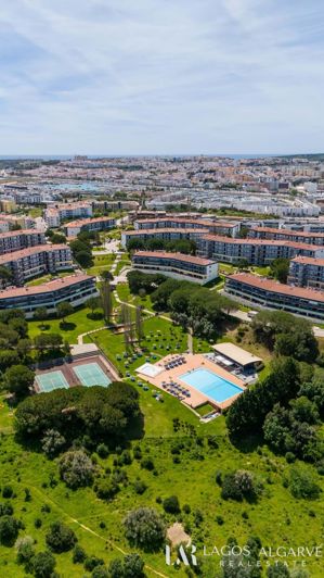 Image No.24-3 Bed Apartment for sale