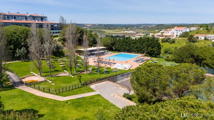 Image No.26-3 Bed Apartment for sale